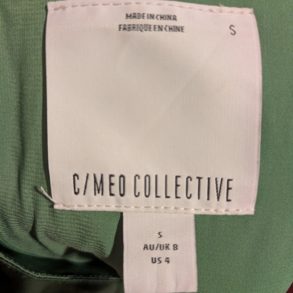 Renew Dress in Green Washed Floral - Picture 3 of 4